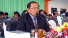 លោក ទុង ប៊ុនធឿន ដាក់ប៉ុស្តិ៍ជជុះយកលុយពីអ្នកដឹកទំនិញនៅចំណុចសាលាក្រហម